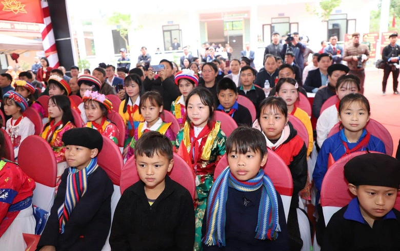 Nhiều tỉnh khởi c&ocirc;ng trường phổ th&ocirc;ng nội tr&uacute; cho c&aacute;c x&atilde; bi&ecirc;n giới- Ảnh 10.