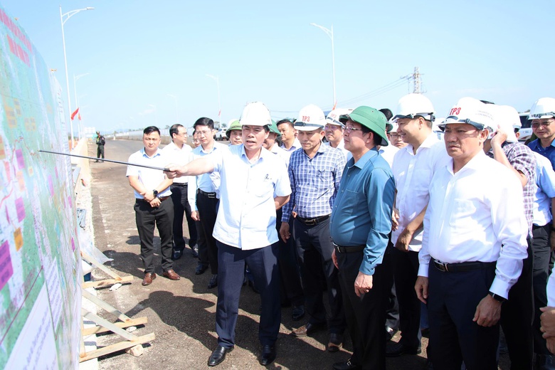 Đắk Lắk đề xuất dự án 1.700 tỷ đồng kết nối với cao tốc Khánh Hòa - Buôn Ma Thuột- Ảnh 4. Đắk Lắk đề xuất dự án 1.700 tỷ đồng kết nối với cao tốc Khánh Hòa - Buôn Ma Thuột- Ảnh 4.