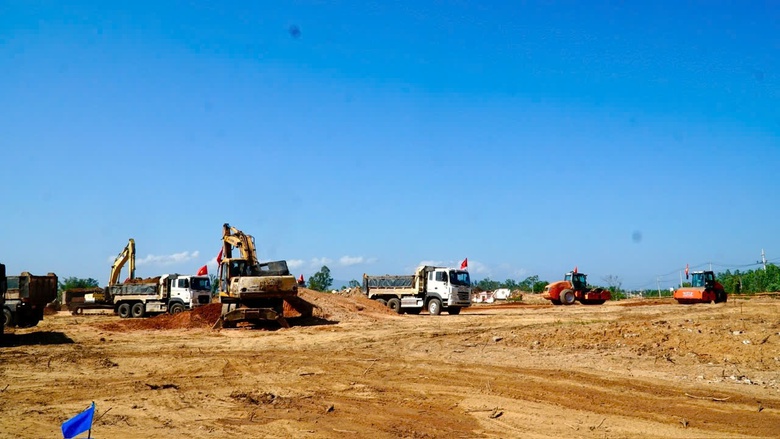 Gia Lai: Đảm bảo điều kiện thi c&ocirc;ng, th&uacute;c tiến độ c&aacute;c dự &aacute;n hạ tầng trọng điểm- Ảnh 4.