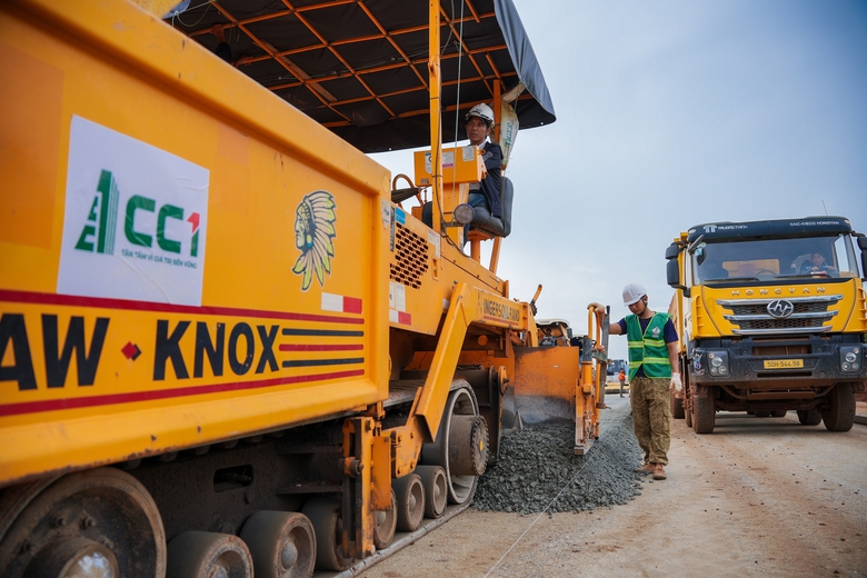 Những bước đi c&ocirc;ng nghệ gi&uacute;p CC1 thực hiện m&ocirc; h&igrave;nh &ldquo;c&ocirc;ng trường số&rdquo;- Ảnh 4.