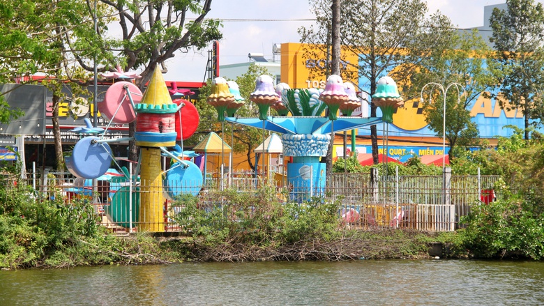 Nhà thiếu nhi ở Cà Mau xuống cấp sau hơn 10 năm sử dụng- Ảnh 3. Nhà thiếu nhi ở Cà Mau xuống cấp sau hơn 10 năm sử dụng- Ảnh 3.