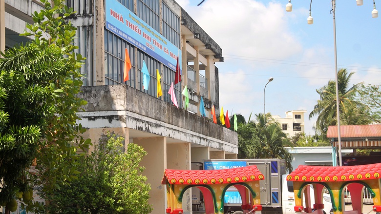 Nhà thiếu nhi ở Cà Mau xuống cấp sau hơn 10 năm sử dụng- Ảnh 2. Nhà thiếu nhi ở Cà Mau xuống cấp sau hơn 10 năm sử dụng- Ảnh 2.