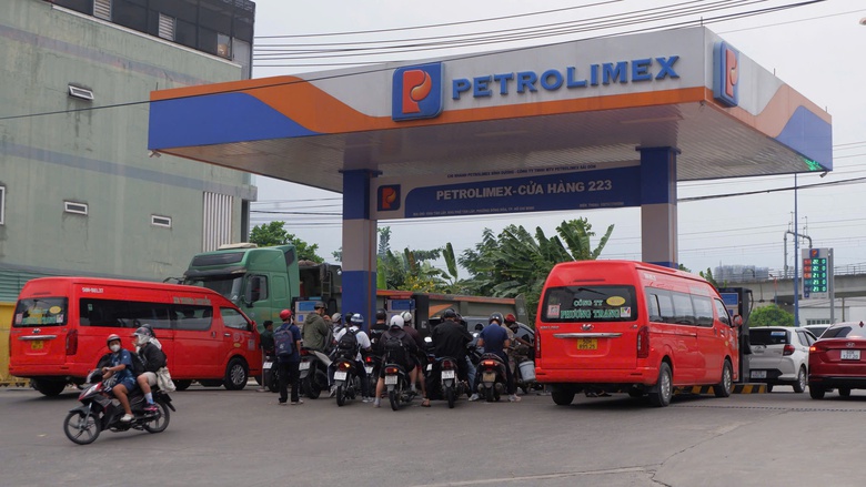 TP.HCM triển khai nhiều giải ph&aacute;p đảm bảo nguồn cung xăng dầu, kh&iacute;- Ảnh 1.