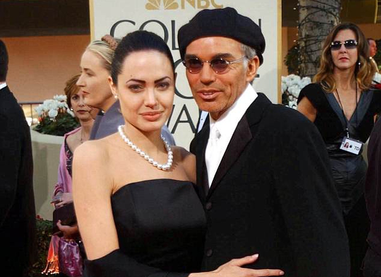 4D33547700000578-5845115-image-m-32_1528995913784