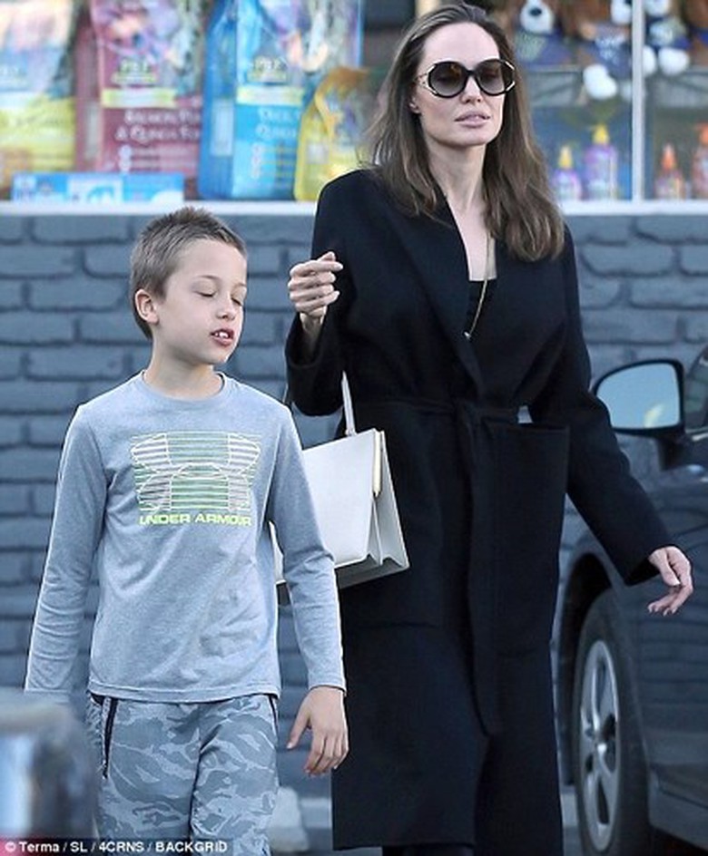 4F1DAEC300000578_0_image_m_59_1534357135473_LBFO