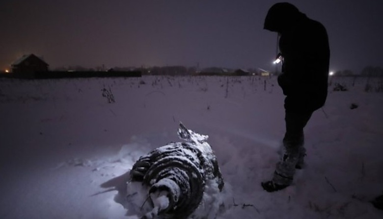 m&aacute;y bay chở kh&aacute;ch Nga bị rơi