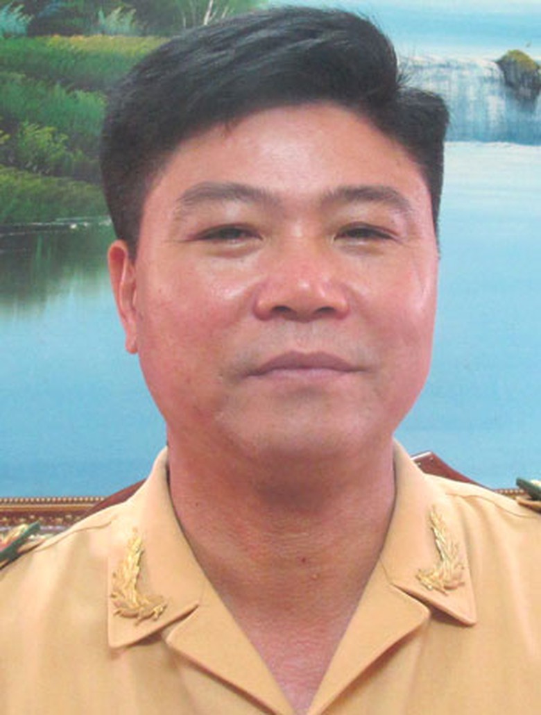 Trung t&aacute; Ho&agrave;ng Văn Trụ