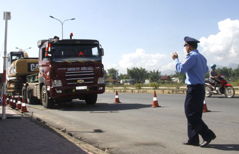 Kiểm tra tải trọng tr&ecirc;n QL12 (Điện Bi&ecirc;n)