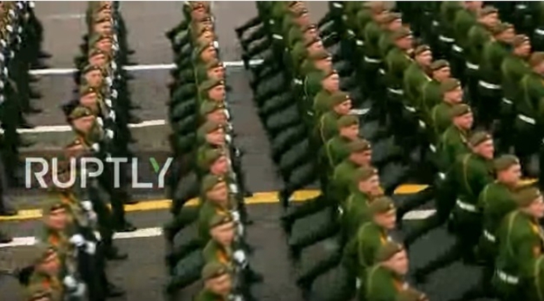 duyet binh mung ngay chien thang 2