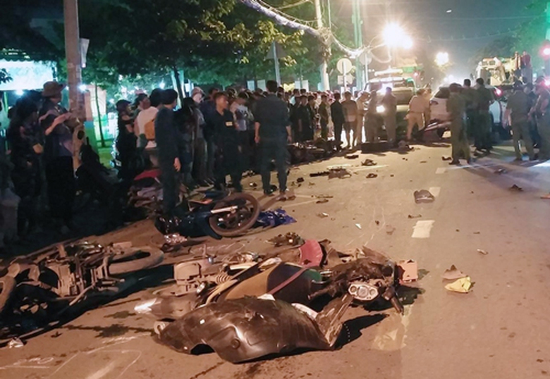 tai-nan-lien-hoan-1784-1500736312