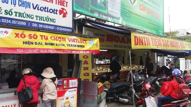 Cac- tiem- vang- Co- do-nhon- nhip- khach- ngay- V