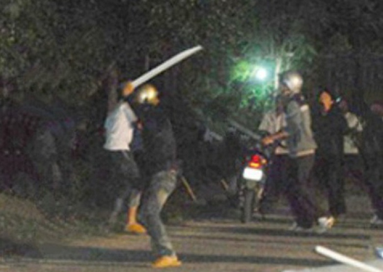 minh-hao-1489998169609-0-0-341-550-crop-1489998176