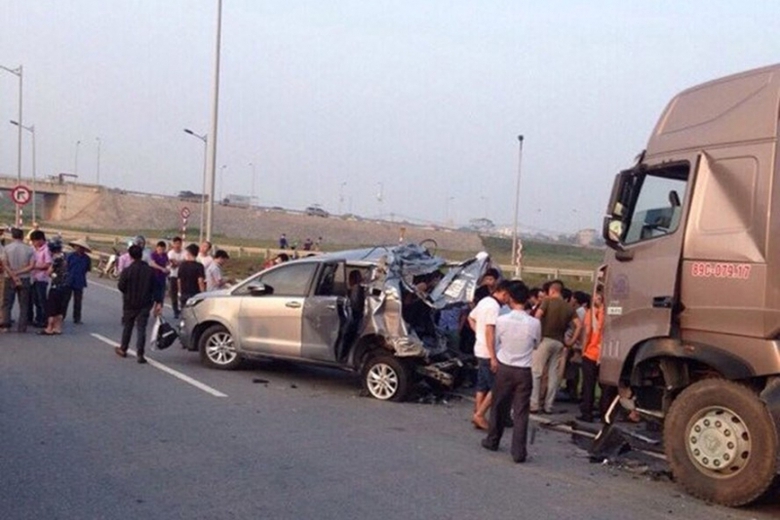 Container-Dam-Xe-Inn