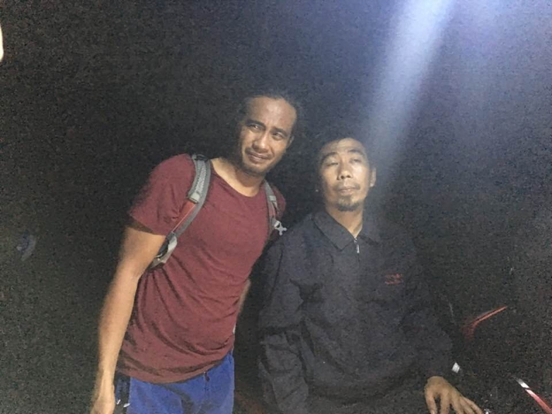 Du-khach-di-lạc-trong-rung-son-tra