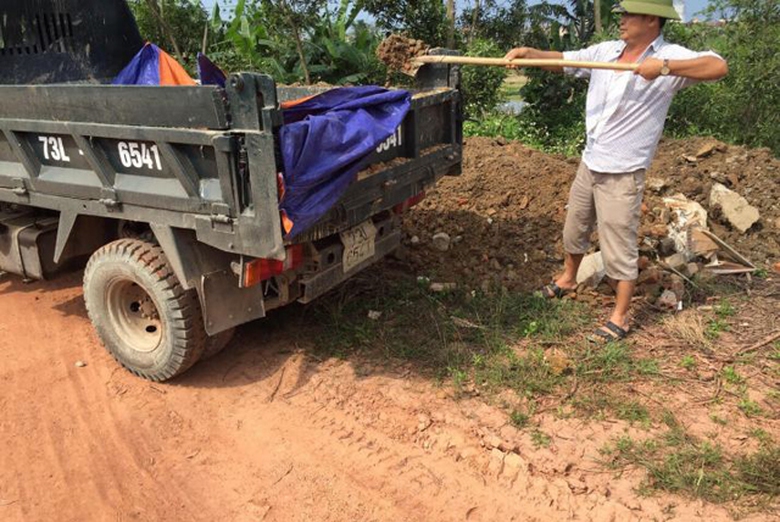 Đổ trộm r&aacute;c