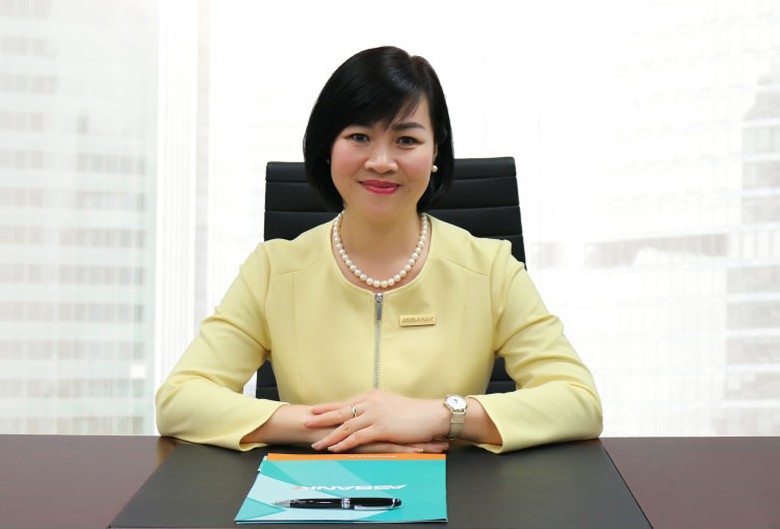 duong-thi-mai-hoa-tong-giam-dong-ghe-nong-abbank