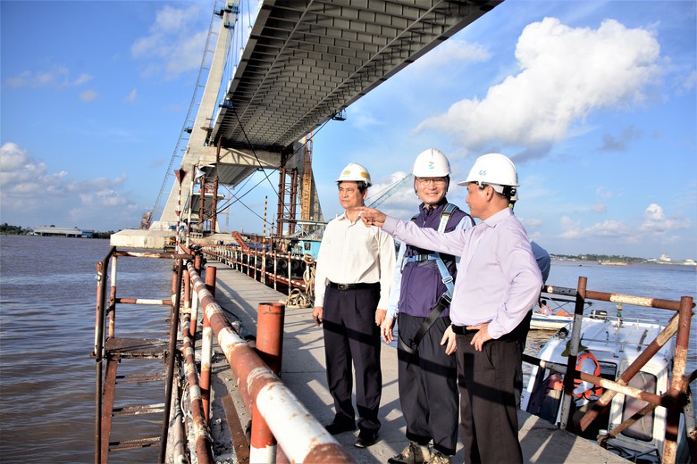 quyet-tam-hoan-thanh-du-an-lo-te-rach-soi-trong-na