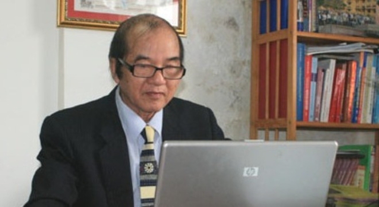 1383127921207-crop1383152095953p