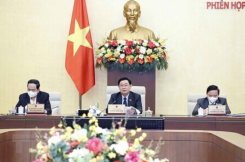 thong qua nghi quyet ve hoat dong chat van tai phien hop thu 9 ubtvqh