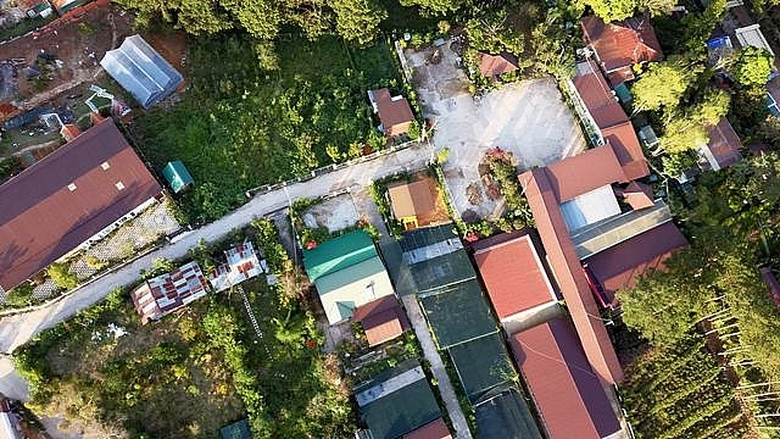 lam dong dai uy cong an lan gan 1900m2 dat xay nha hang trai phep tai khu dac dia