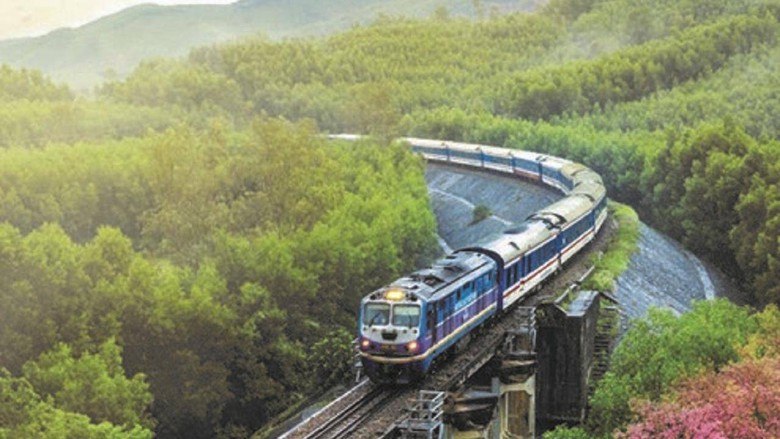 Nghi&ecirc;n cứu b&agrave;n thử van l&ograve; xo kh&ocirc;ng kh&iacute;, tăng cường an to&agrave;n toa xe kh&aacute;ch