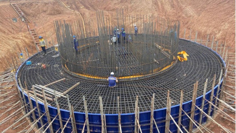 X&acirc;y đ&agrave;i kh&ocirc;ng lưu cao 123m ở s&acirc;n bay Long Th&agrave;nh