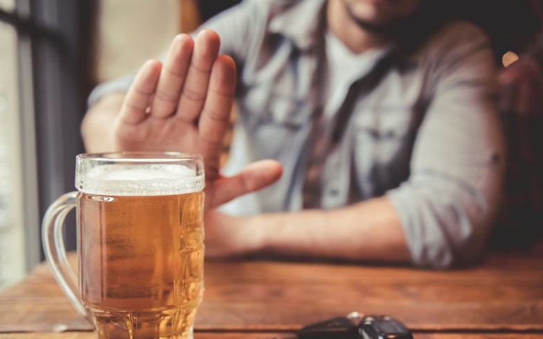 Ngừng uống rượu bia, cơ thể bạn sẽ nhận được nhiều thay đổi tích cực.