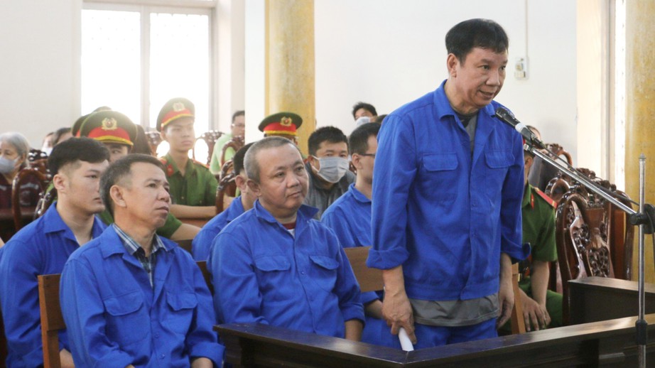53 năm tù cho nhóm buôn lậu vàng xuyên biên giới ở An Giang - Ảnh 1.