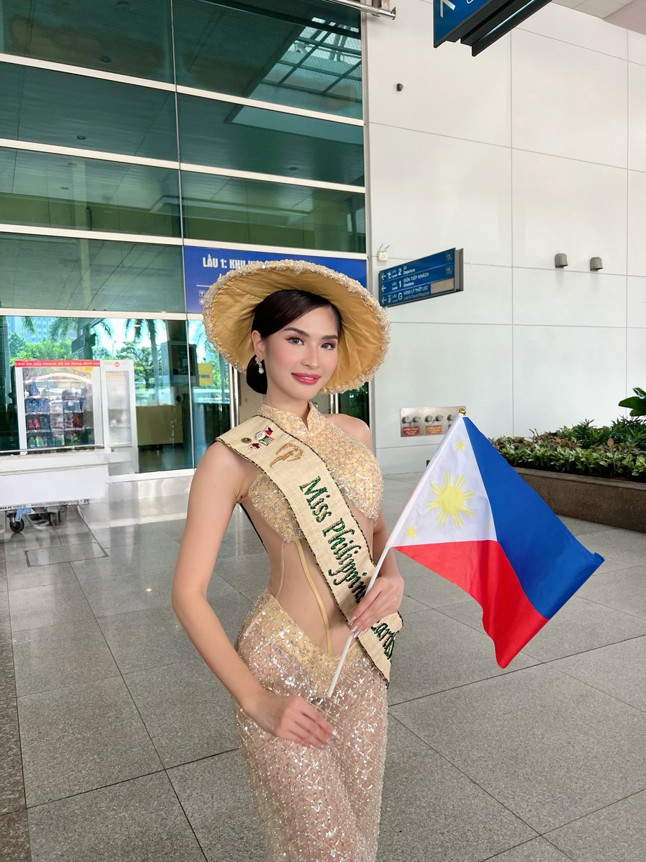 Dàn hoa hậu quốc tế mặc áo dài, đổ bộ vào Việt Nam dự thi Miss Earth 2023 - Ảnh 19.