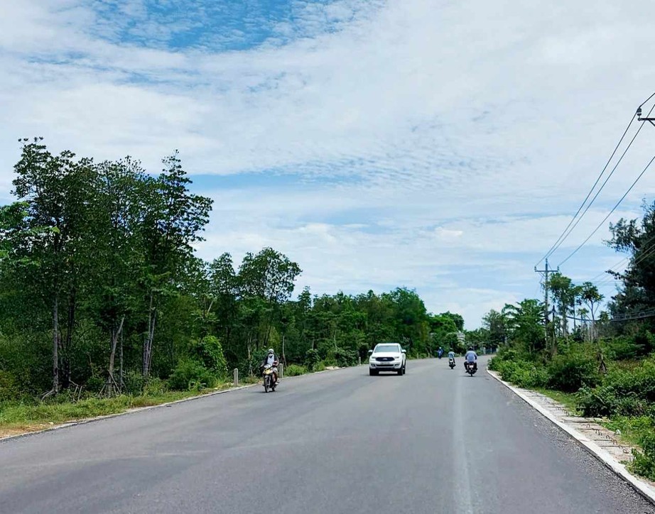 Nâng cấp mở rộng quốc lộ 80 đoạn Kiên Lương - Hà Tiên hoàn thành sớm 1 tháng - Ảnh 1.