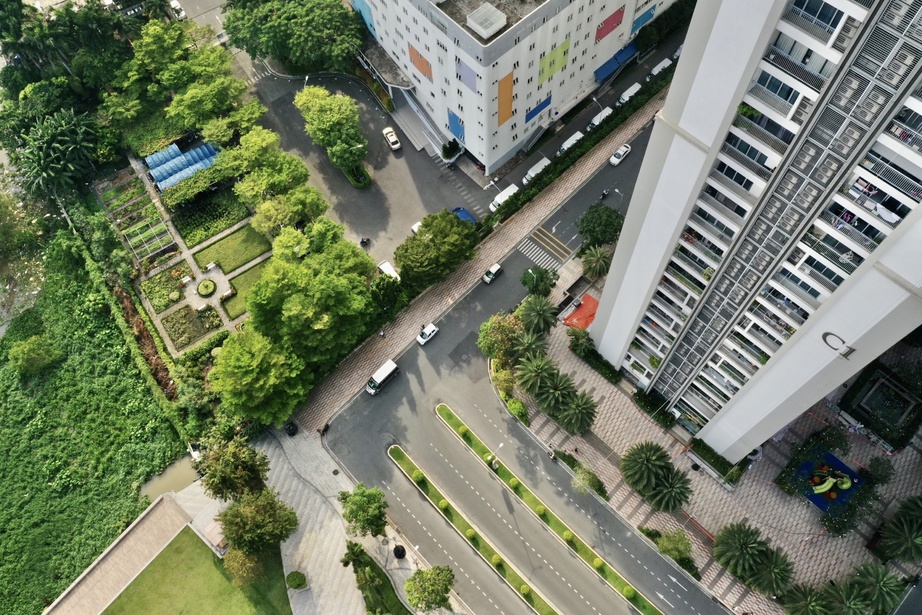 Tường chắn đường ven sông Sài Gòn: 4 văn bản đề nghị, Sở Tài nguyên Môi trường vẫn chưa phản hồi - Ảnh 1.