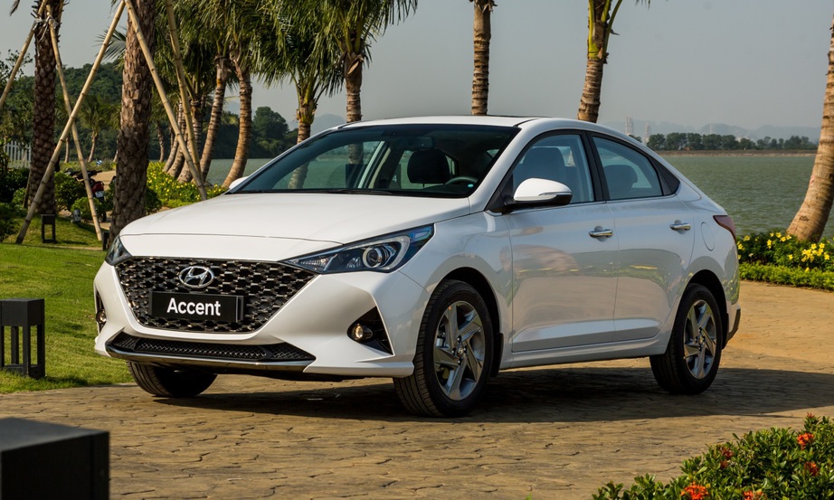 Hyundai Accent rộng đường tới ngôi vương phân khúc - Ảnh 2.