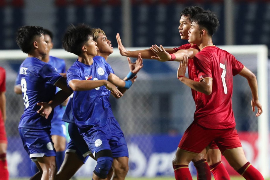Sao U23 Việt Nam từng bị HLV Hoàng Anh Tuấn “nắn gân” mất tích bí ẩn  - Ảnh 1.