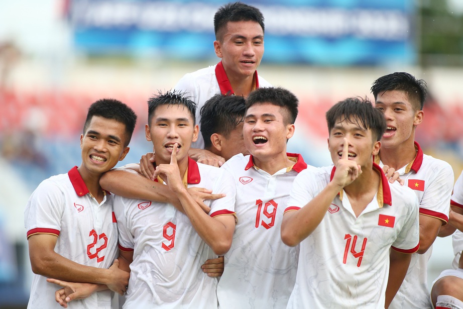 AFC bất ngờ nhắc lại kỳ tích của bóng đá Việt Nam trước vòng loại giải châu Á  - Ảnh 1.