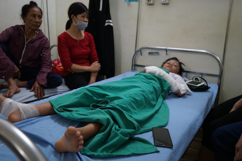 Thông tin mới nhất vụ nổ bóng bay khiến 10 học sinh nhập viện ở Thanh Hoá - Ảnh 1.