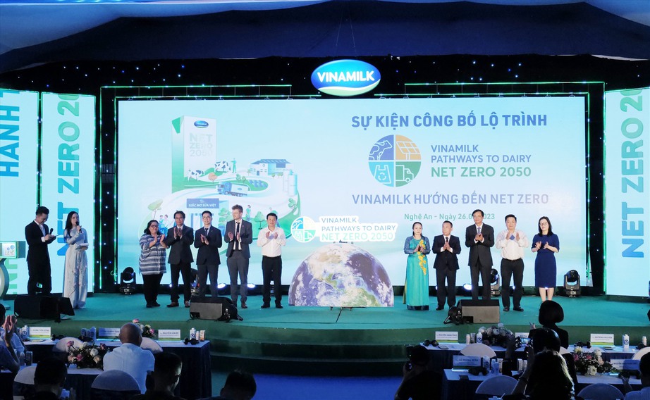 Vinamilk đứng thứ 5 trong top 10 thương hiệu sữa có tính bền vững cao nhất toàn cầu - Ảnh 3.