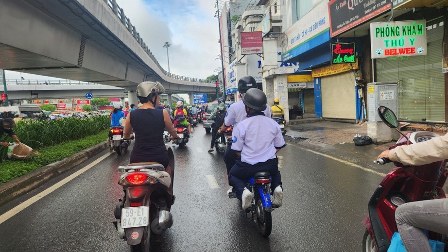 TP.HCM thông thoáng ngày khai trường - Ảnh 6.