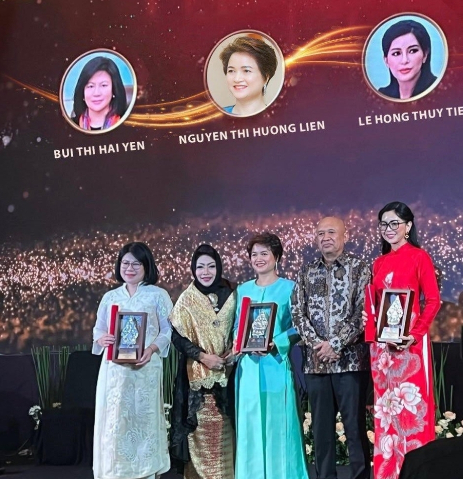 Tổng Giám đốc IPPG, bà Lê Hồng Thuỷ Tiên được ASEAN – AWEN AWARD 2023 vinh danh - Ảnh 2.