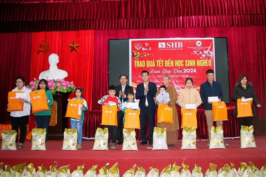 SHB mang Tết ấm đến với trẻ em nghèo tỉnh Thái Bình- Ảnh 2.