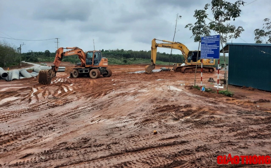 Quảng Trị yêu cầu 3 huyện hoàn thành khu tái định cư cao tốc Vạn Ninh – Cam Lộ trước 20/1- Ảnh 1.