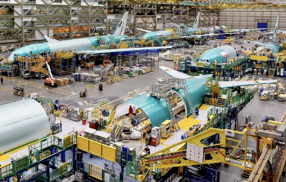 Lộ những lỗ hổng trong quá trình giám sát Boeing - Ảnh 1.