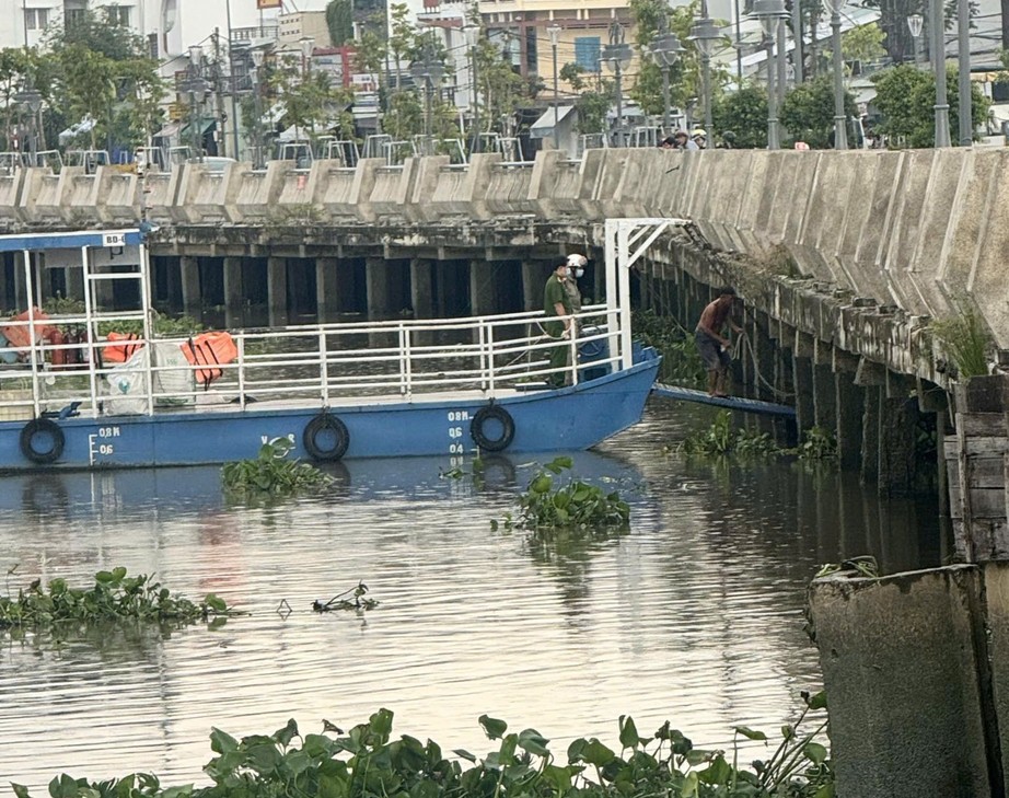 Bình Dương: Phát hiện thi thể người phụ nữ dưới sông sau 3 ngày mất tích- Ảnh 1.