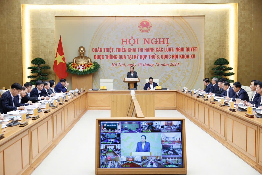 Không để gián đoạn việc ban hành văn bản pháp luật trong lúc sắp xếp, tinh gọn bộ máy- Ảnh 3. Không để gián đoạn việc ban hành văn bản pháp luật trong lúc sắp xếp, tinh gọn bộ máy- Ảnh 3.