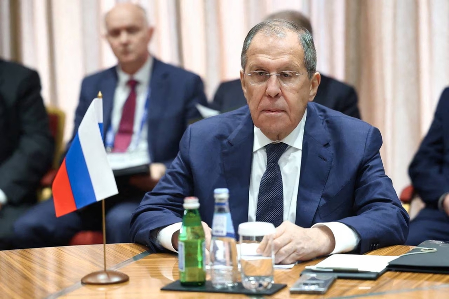 Ngoại trưởng Lavrov: Tàu chiến Nga vẫn ở trong căn cứ Tartus ở Syria- Ảnh 1.