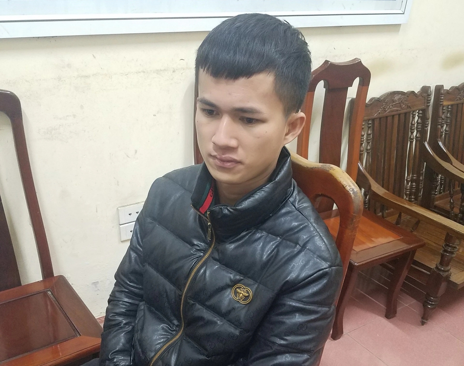 Tạm giữ đối tượng dương tính với ma túy, tông thẳng vào CSGT Lạng Sơn- Ảnh 1.