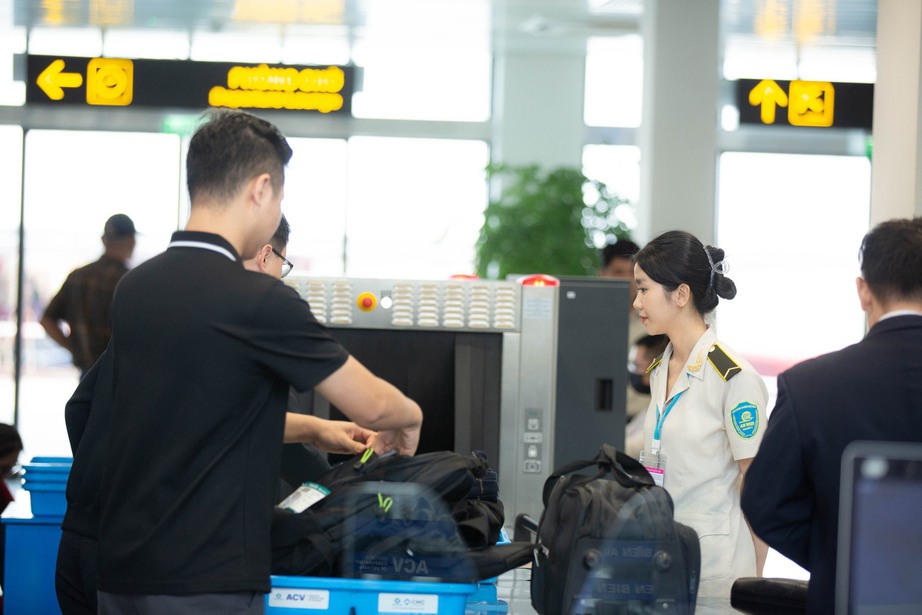 Gần 70 nghìn khách qua sân bay Điện Biên sau 4 tháng khai thác trở lại- Ảnh 1.
