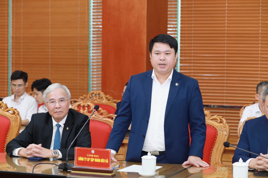 Ký kết hợp đồng BOT đầu tư cao tốc cửa khẩu Hữu Nghị - Chi Lăng- Ảnh 2.