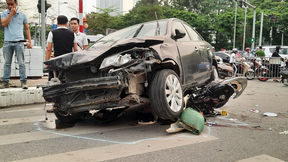 Tai nạn giao thông tăng, Chủ tịch Hà Nội chỉ đạo loạt giải pháp quyết liệt- Ảnh 1.