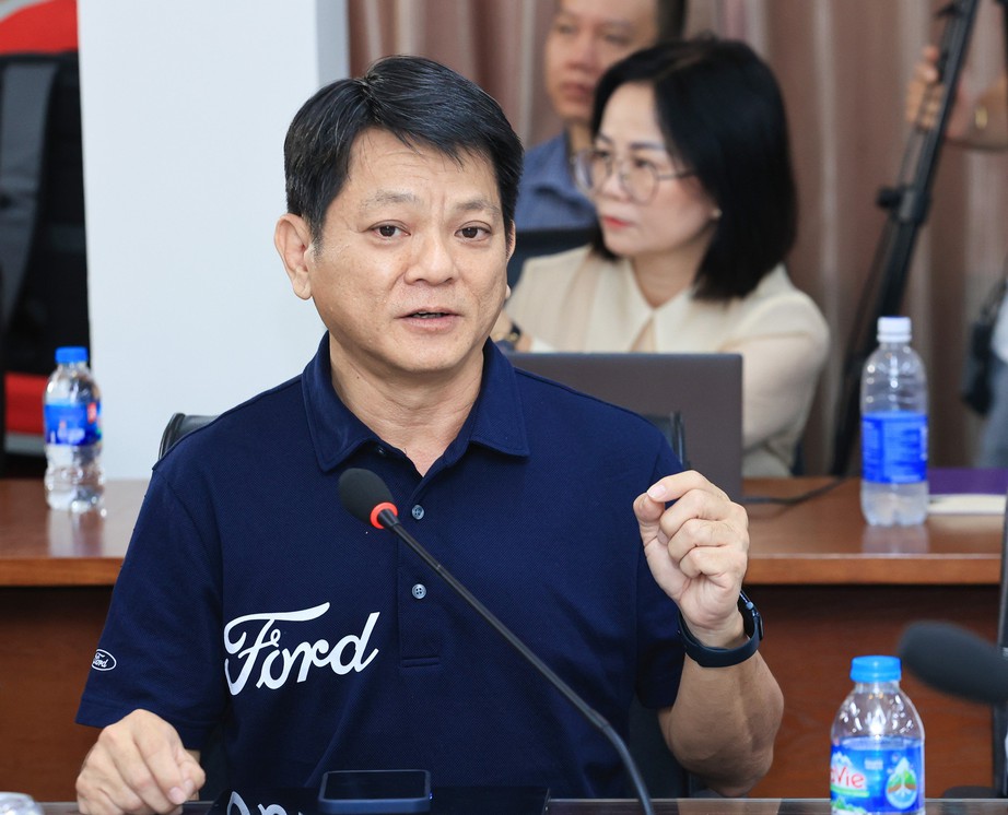 Trực tiếp: Tọa đàm "Thiếu nhiên liệu đạt chuẩn cho ô tô thế hệ mới, hệ lụy và giải pháp"- Ảnh 2.