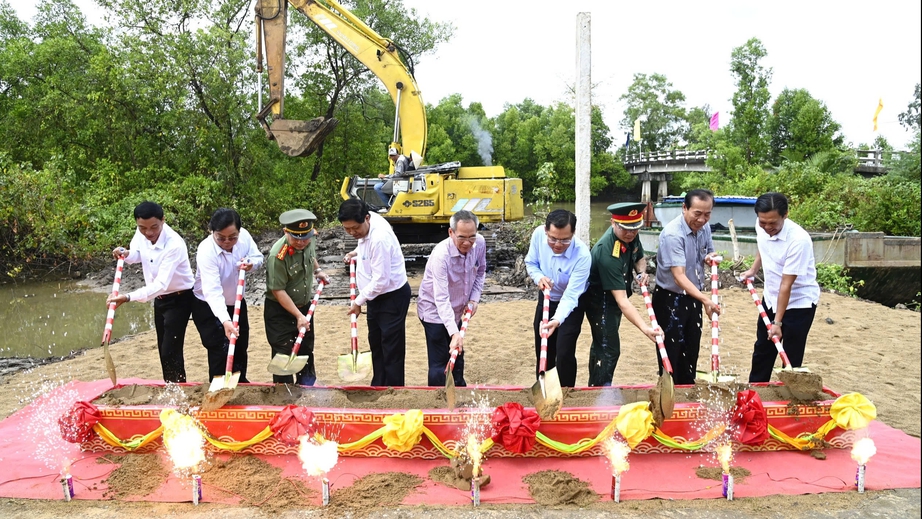 Tết Quân - Dân tại Bạc Liêu: Triển khai nhiều phần việc giao thông- Ảnh 1.